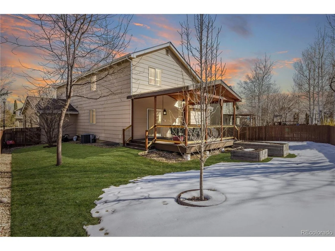 Photo of 1349 Carnation Cir