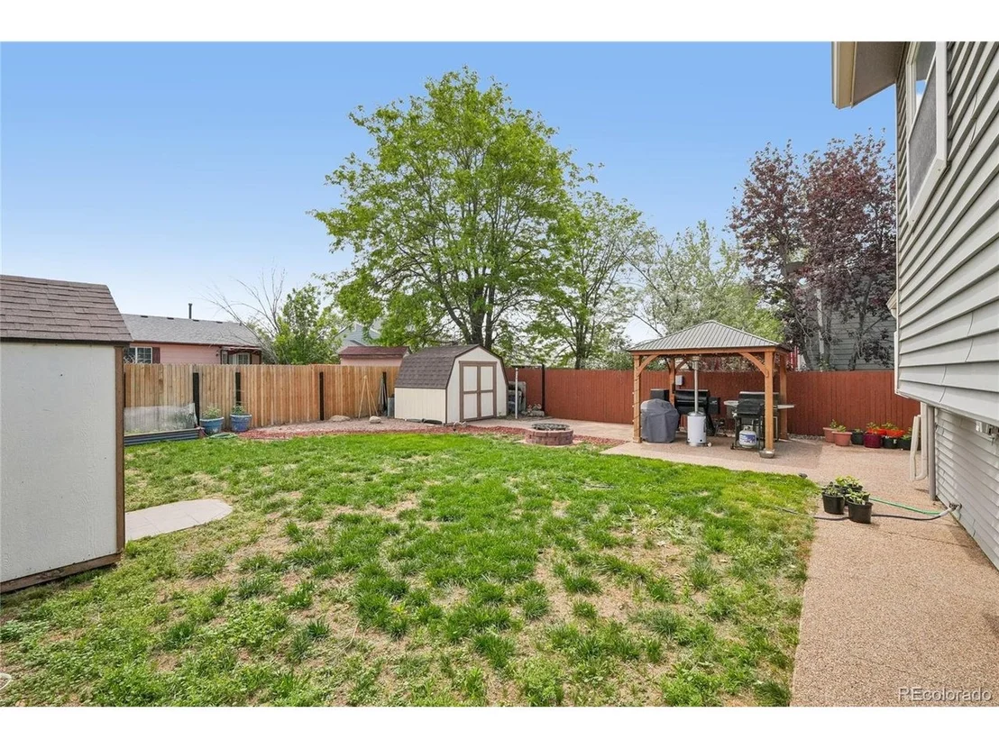 Photo of 208 Madison Dr