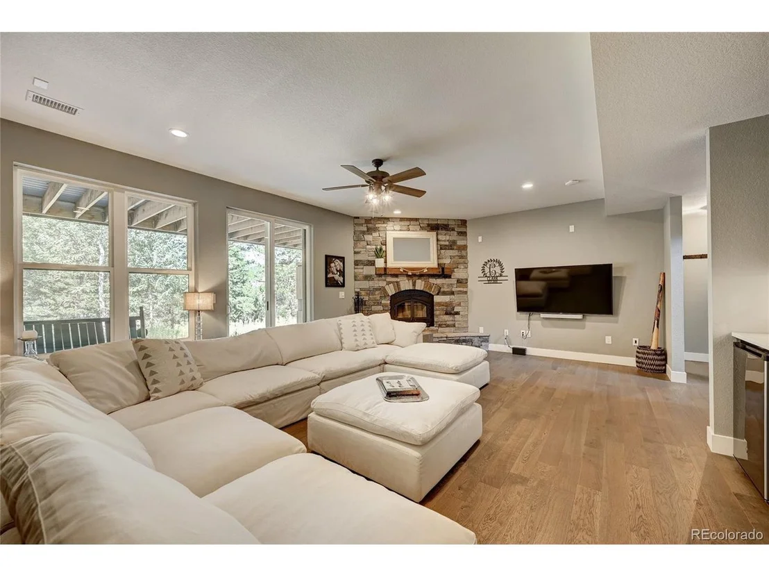 Photo of 3367 Bronco Ln