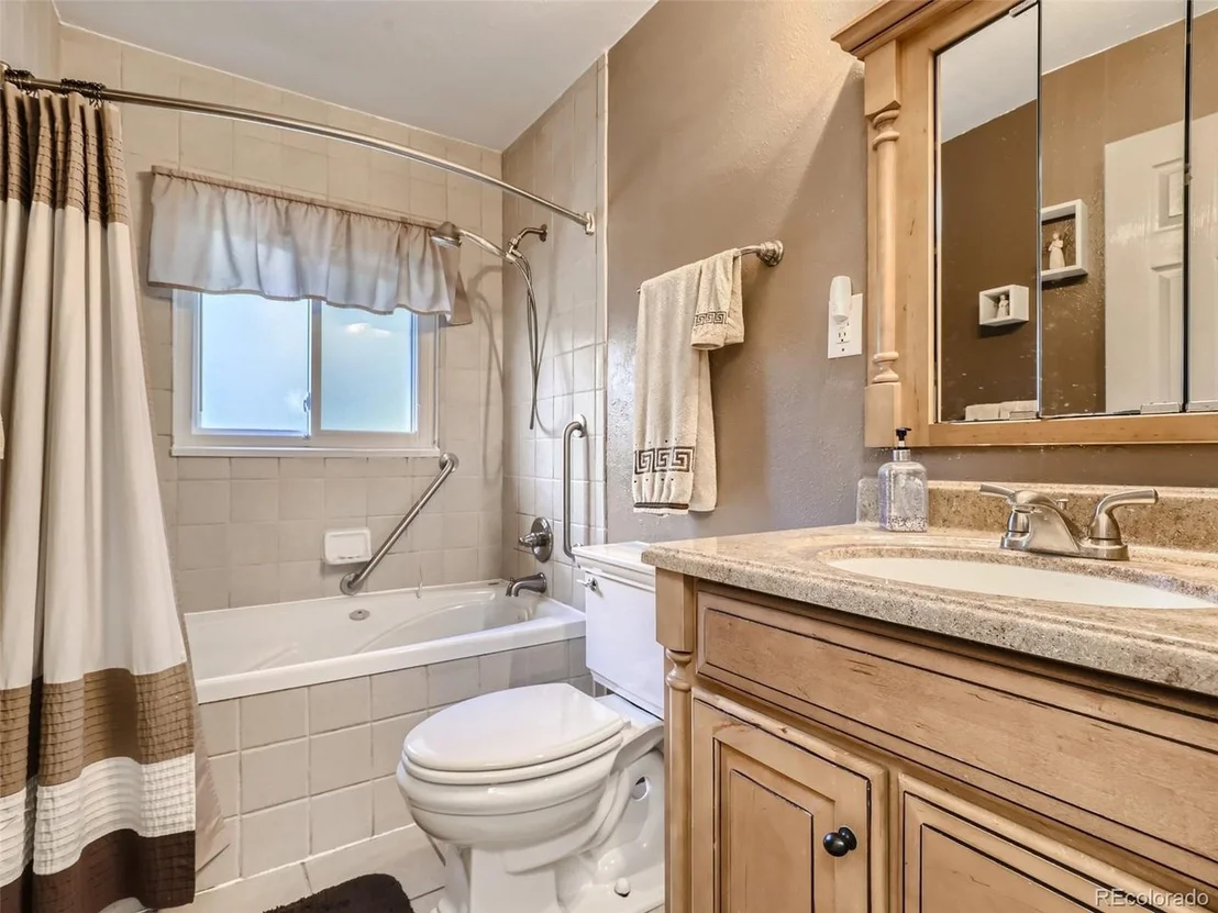 Photo of 543 Lima