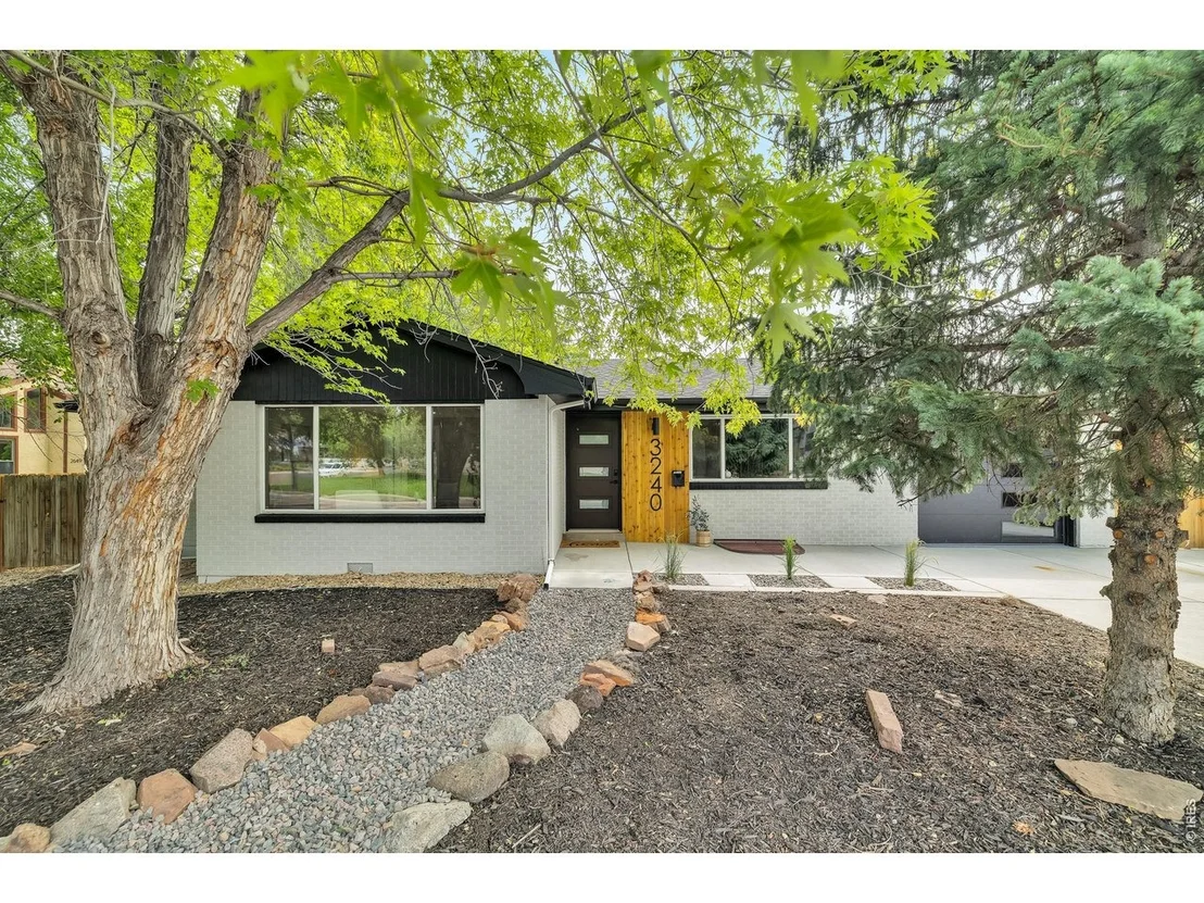 Photo of 3240 Folsom St