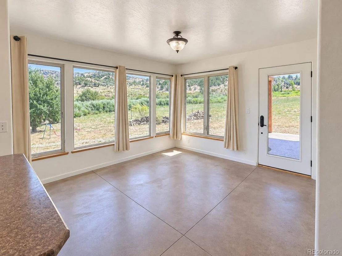 Photo of 6085 County Road 210
