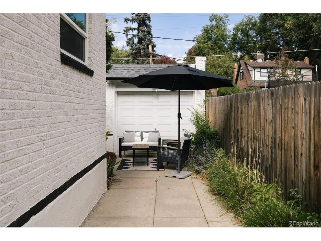 Photo of 4545 Batavia Pl