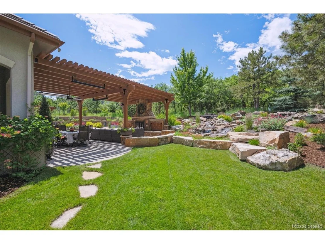 Photo of 6100 Huron Ln