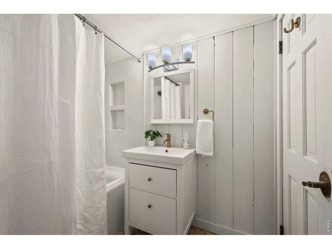 Photo of 41 Silver Spruce