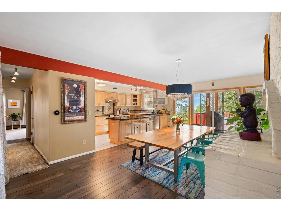 Photo of 526 Brook Rd