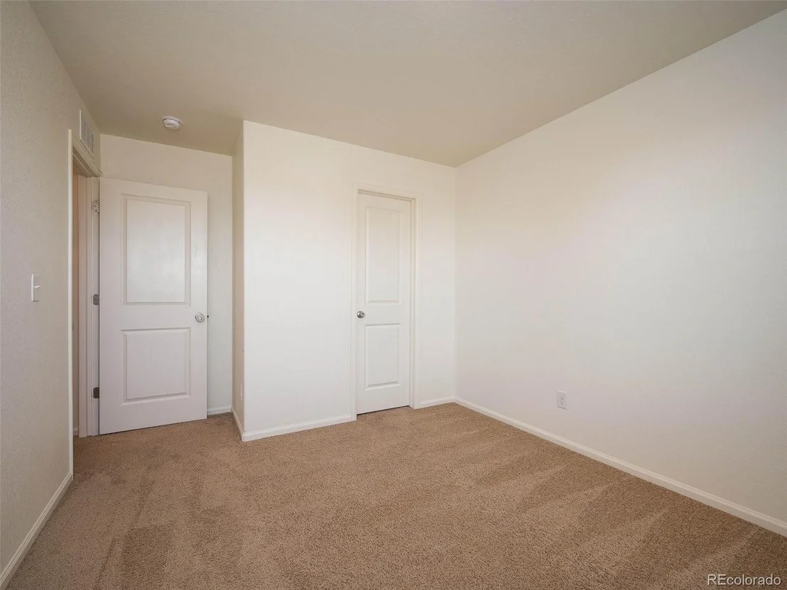 Photo of 47303 Clover Ave