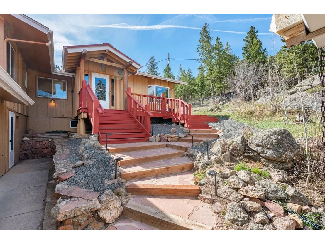 Photo of 526 Brook Rd