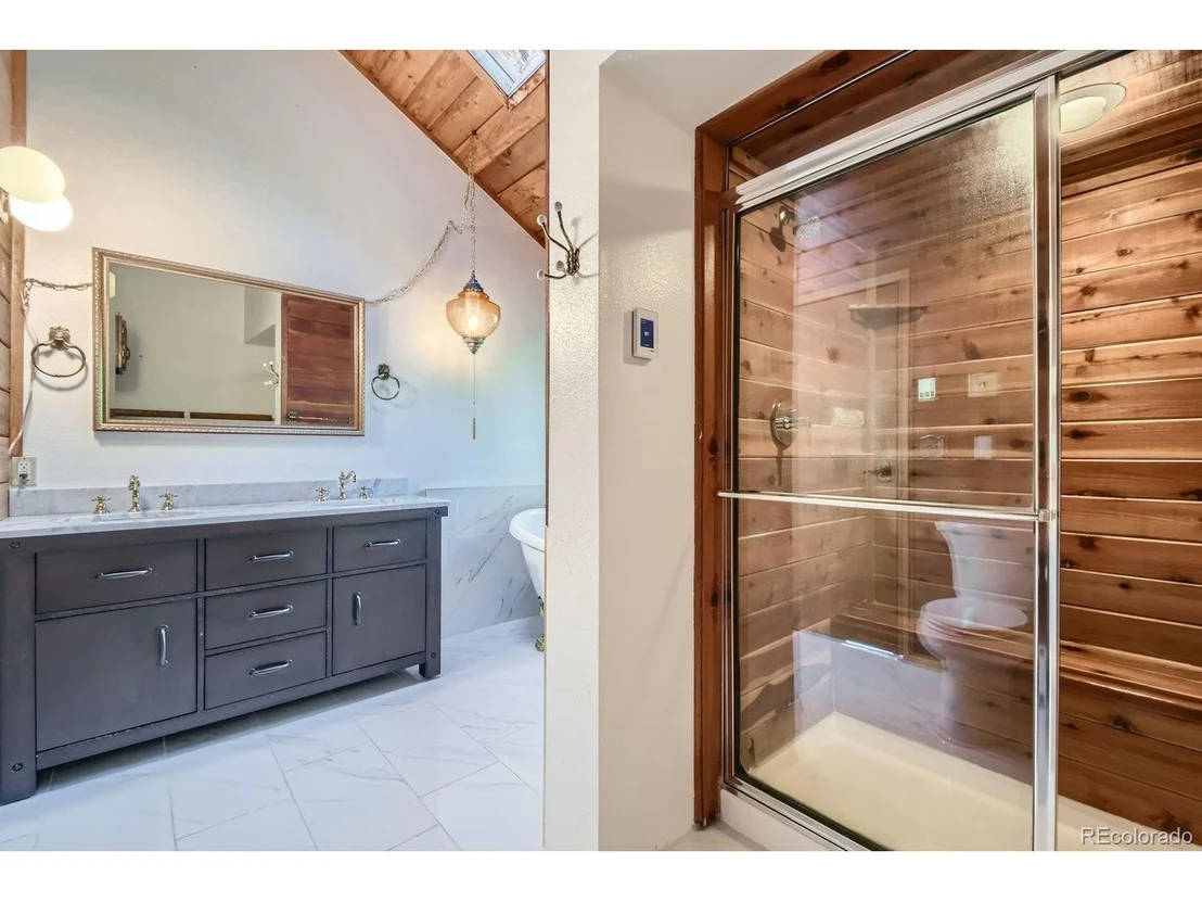 Photo of 134 Hideaway Ct