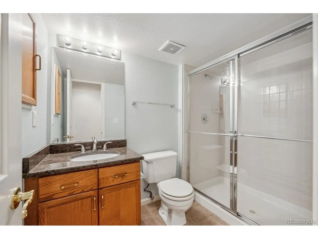 Photo of 1879 Foxfield Dr