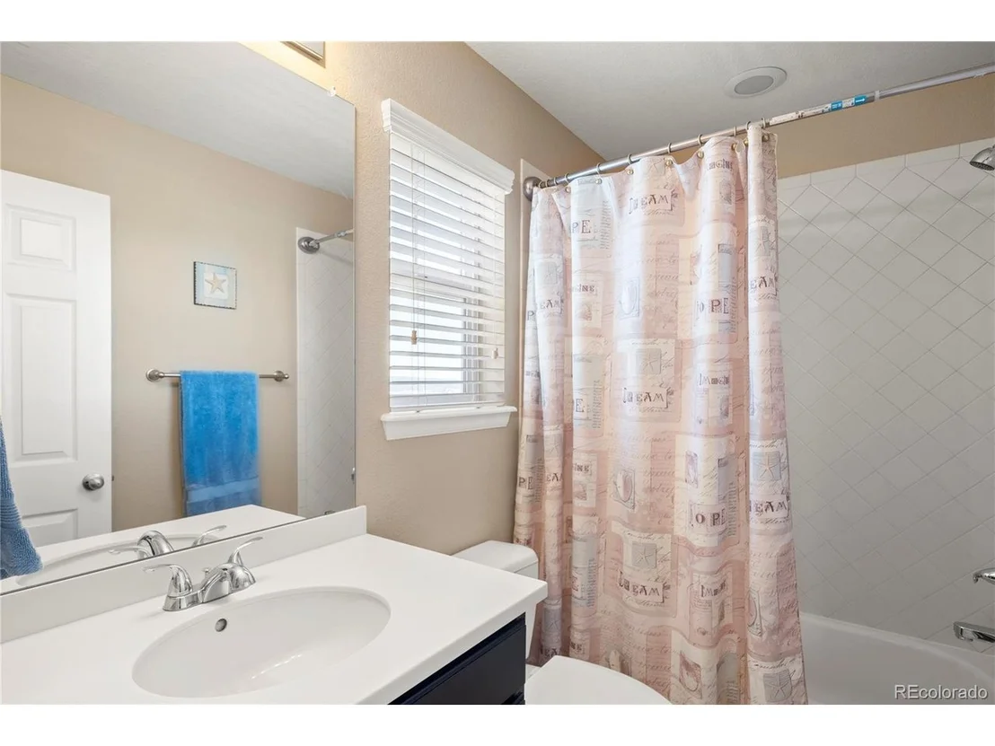 Photo of 1382 Raindrop Way
