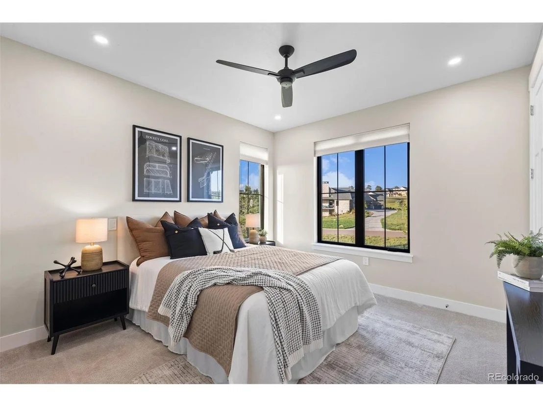 Photo of 2433 Fox View Trl