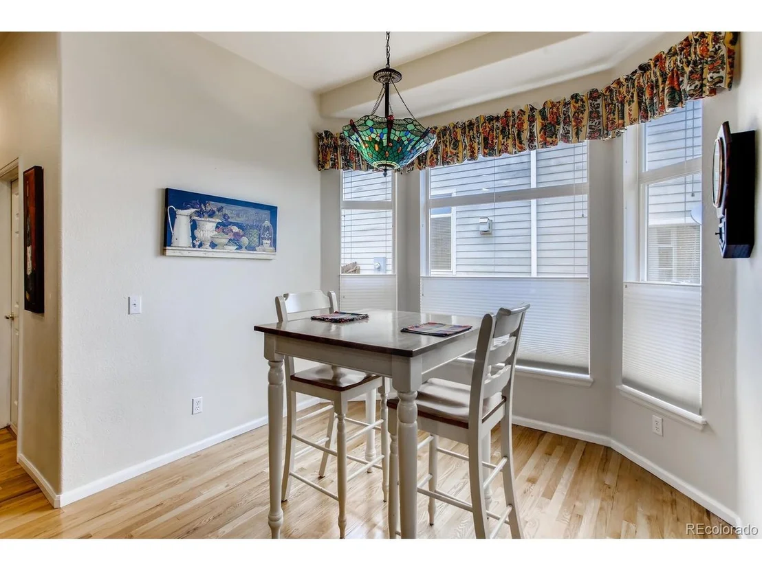 Photo of 5974 Stagecoach Ave
