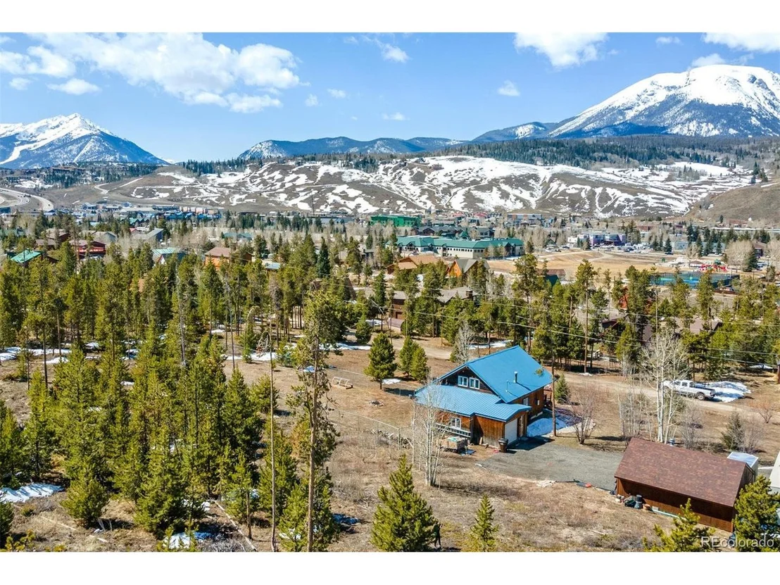 Photo of 457 G Rd