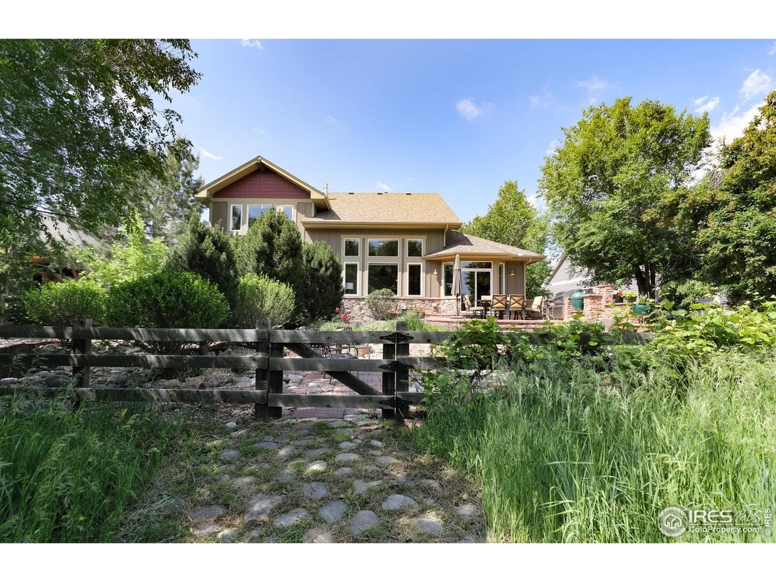 Photo of 320 McConnell Dr