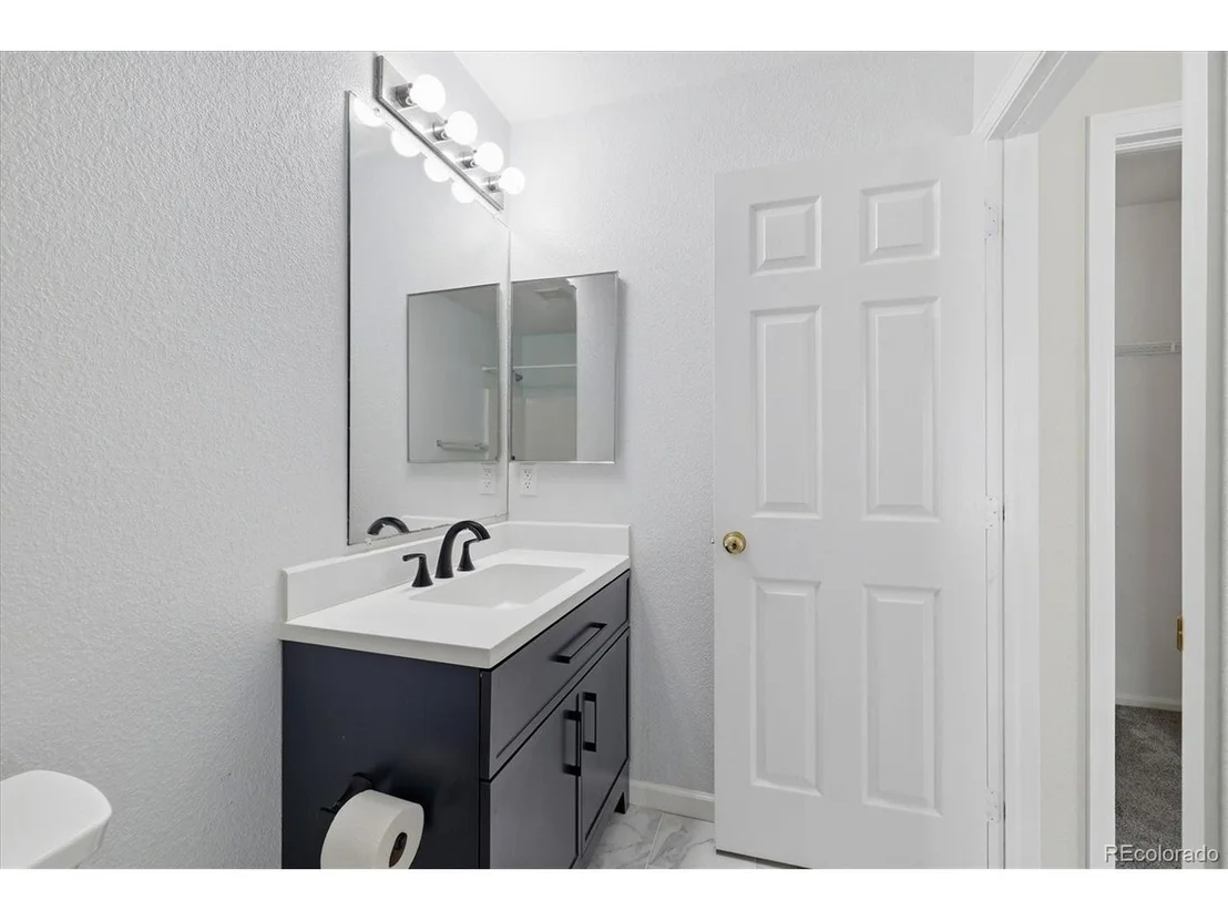 Photo of 9261 Jackson St
