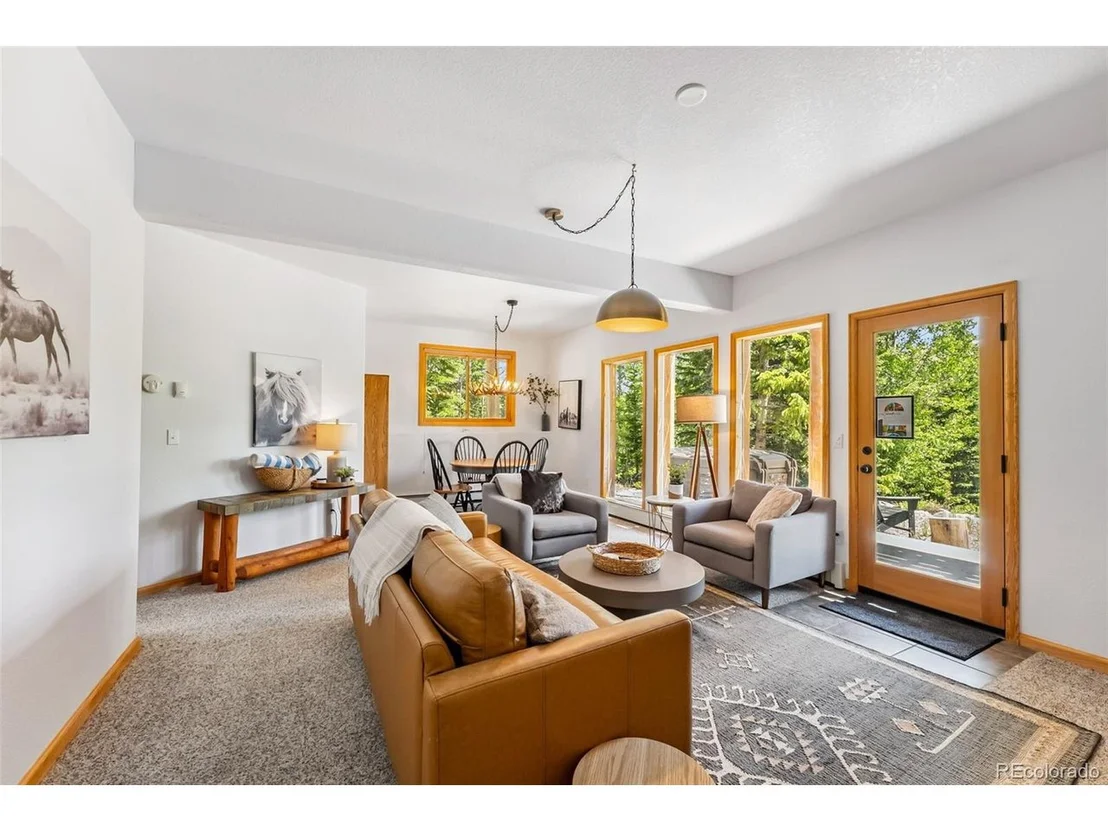 Photo of 1375 Roberts Rd