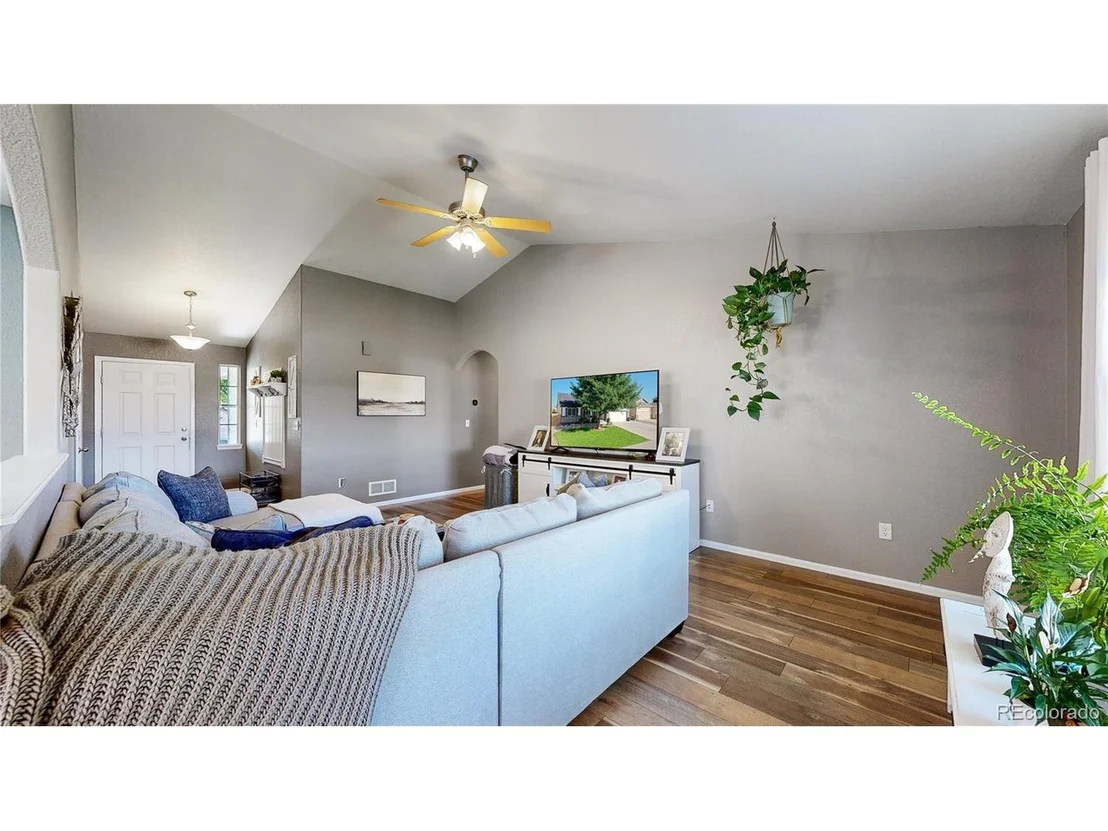 Photo of 489 Territory Ln