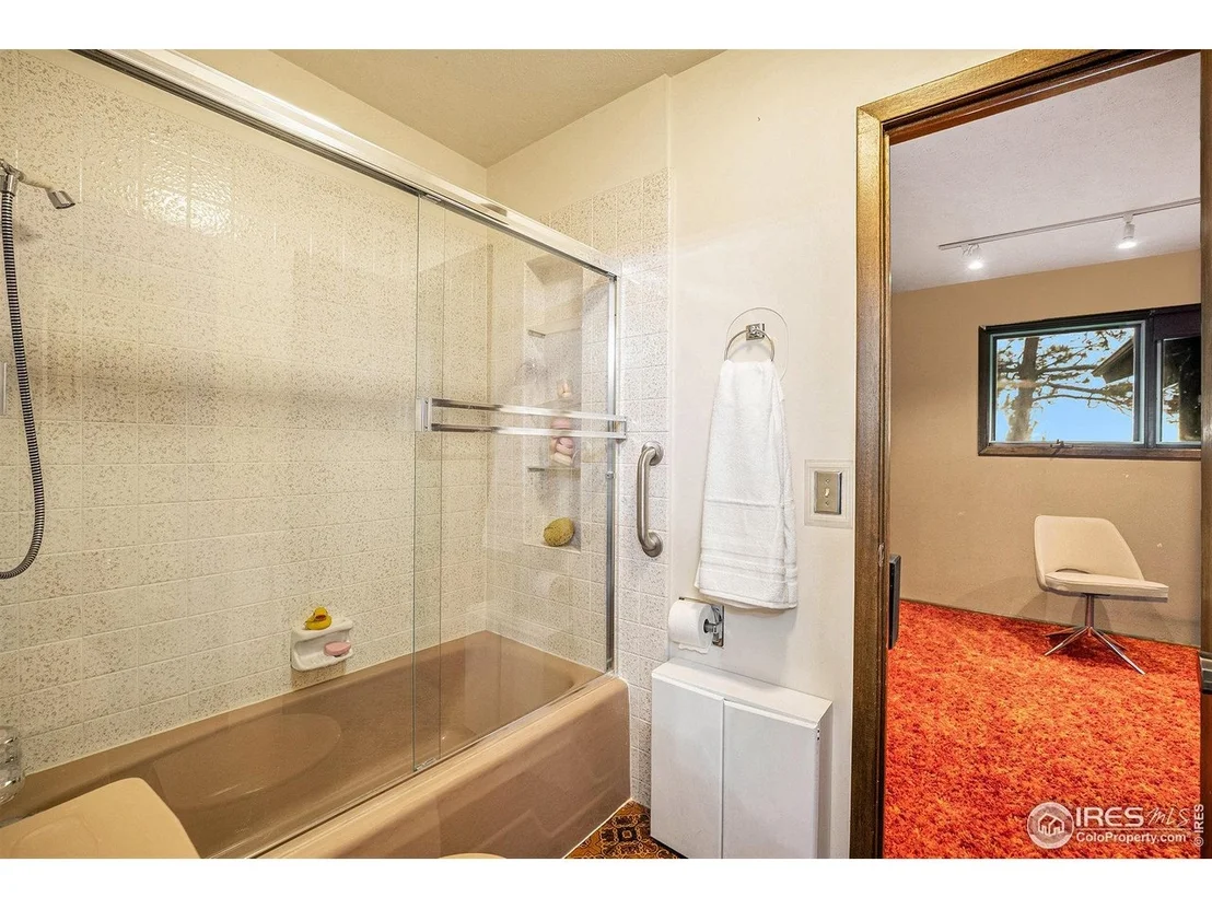 Photo of 335 Wild Horse Cir