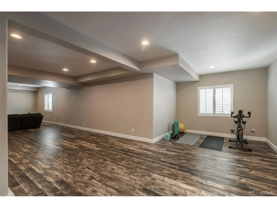 Photo of 2414 Leafdale Cir
