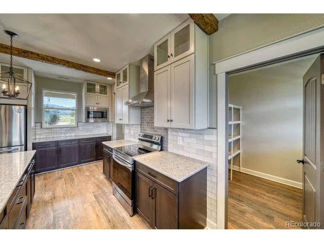 Photo of 8050 Windmill Ln