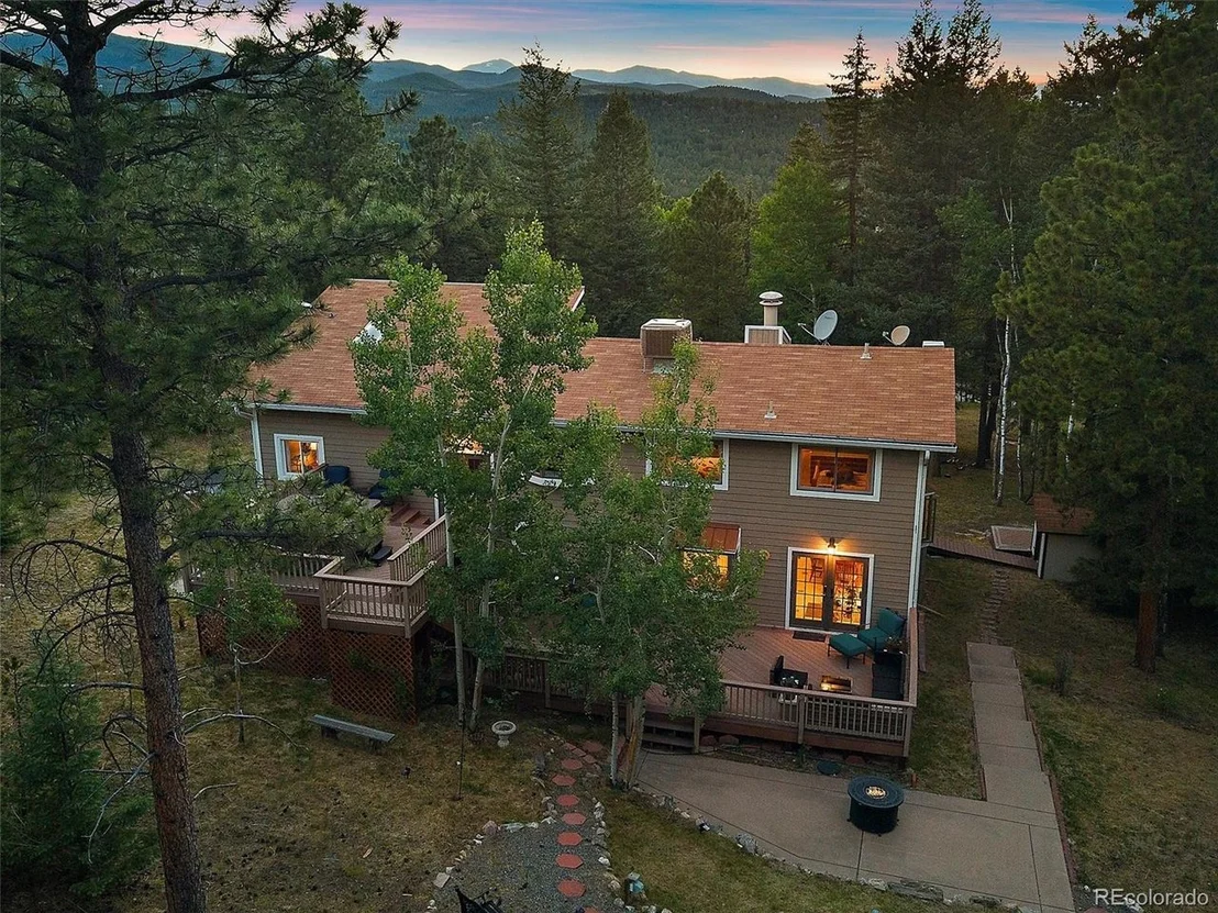 Photo of 8280 Grizzly Way