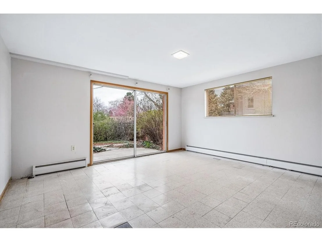 Photo of 14075 Crabapple Rd