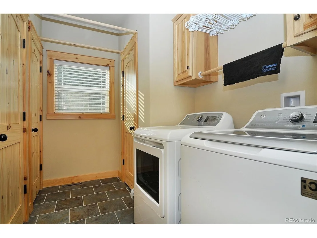 Photo of 730 W 3rd St