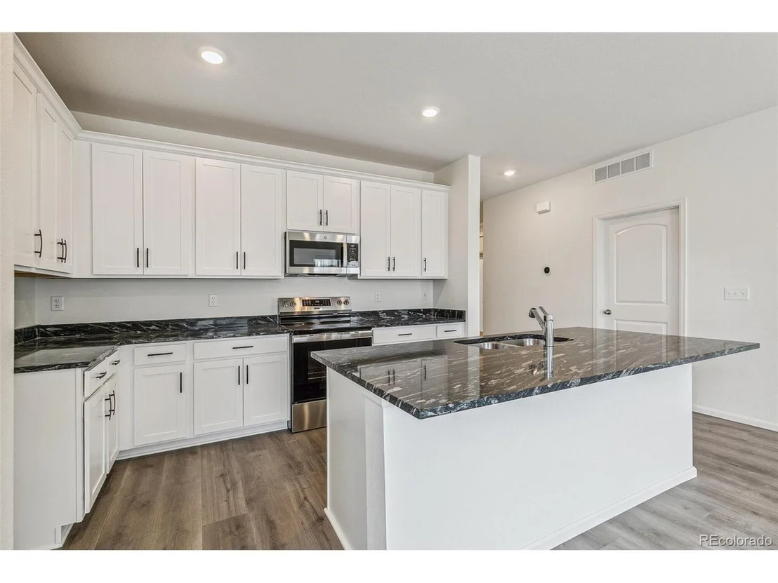 Photo of 1613 Bloom St