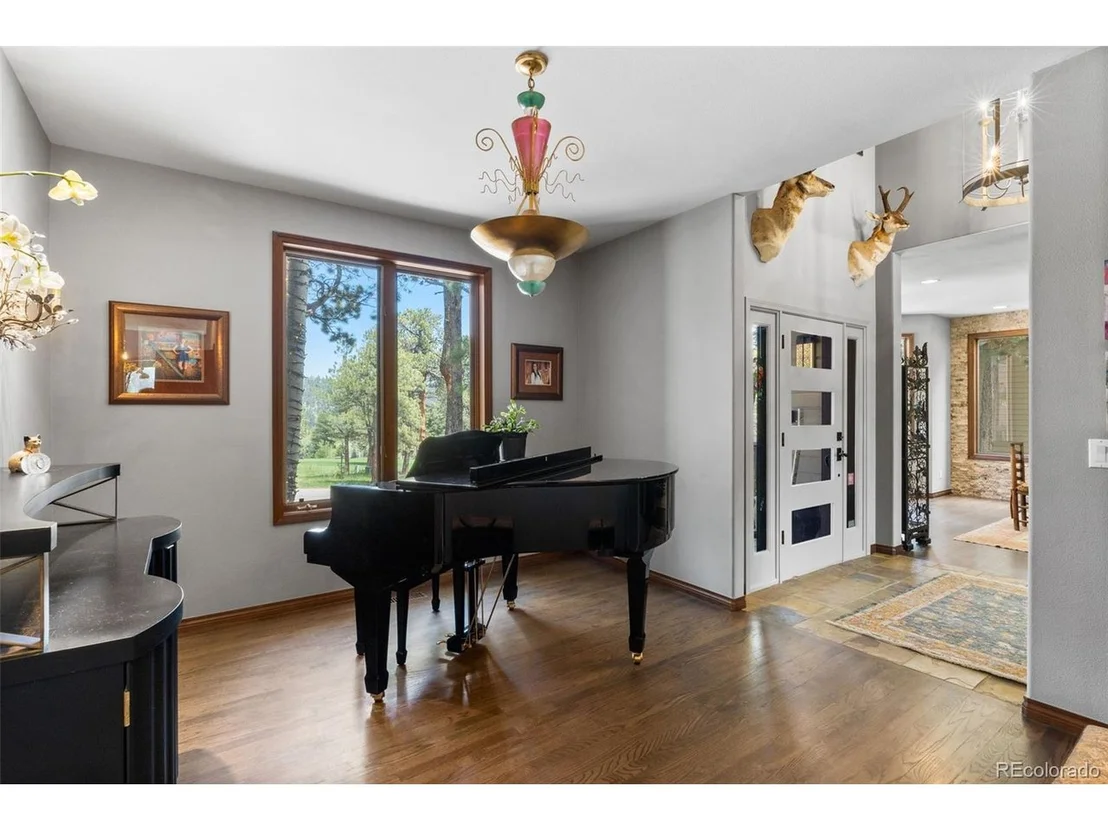 Photo of 2253 Augusta Dr