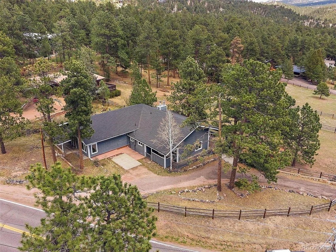 Photo of 29035 Douglas Park Rd