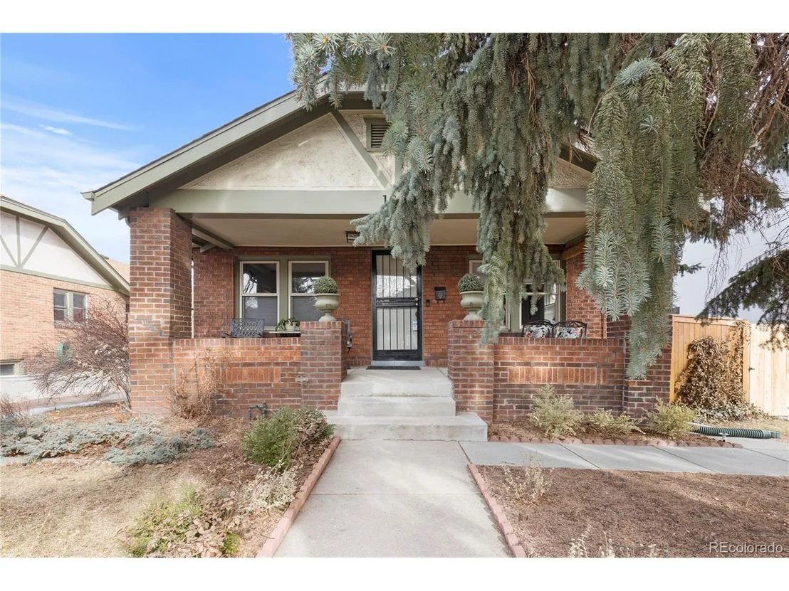 Photo of 1620 Elm St