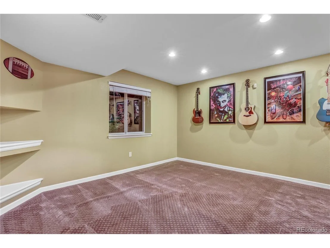 Photo of 965 Sparrow Hawk Dr
