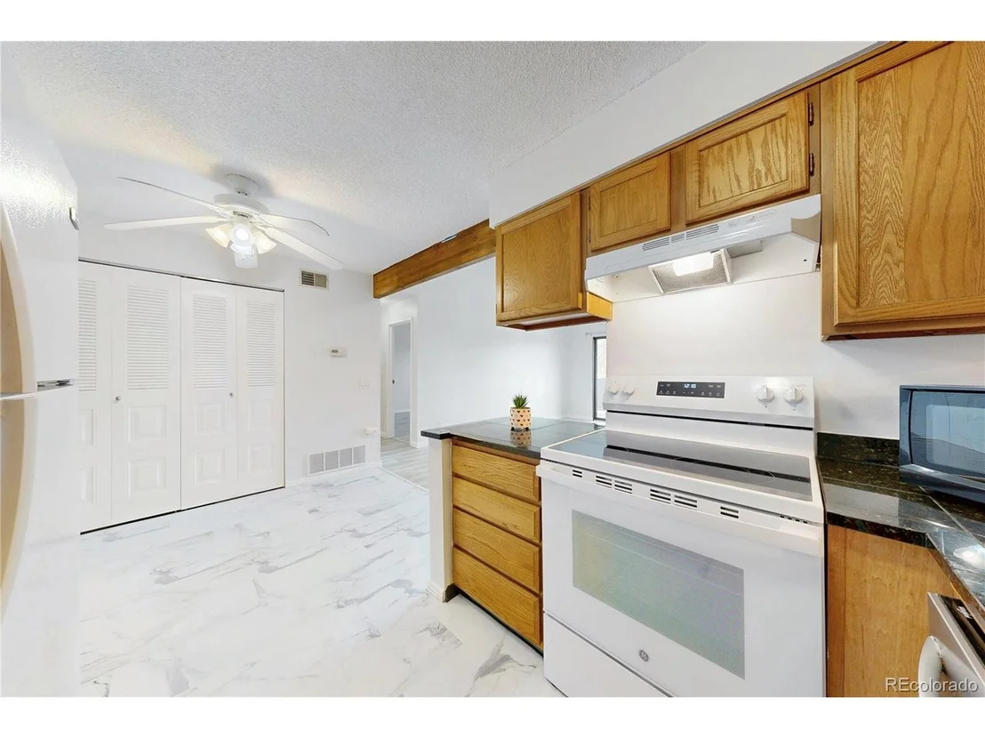 Photo of Unit 308 at 211 Wright St