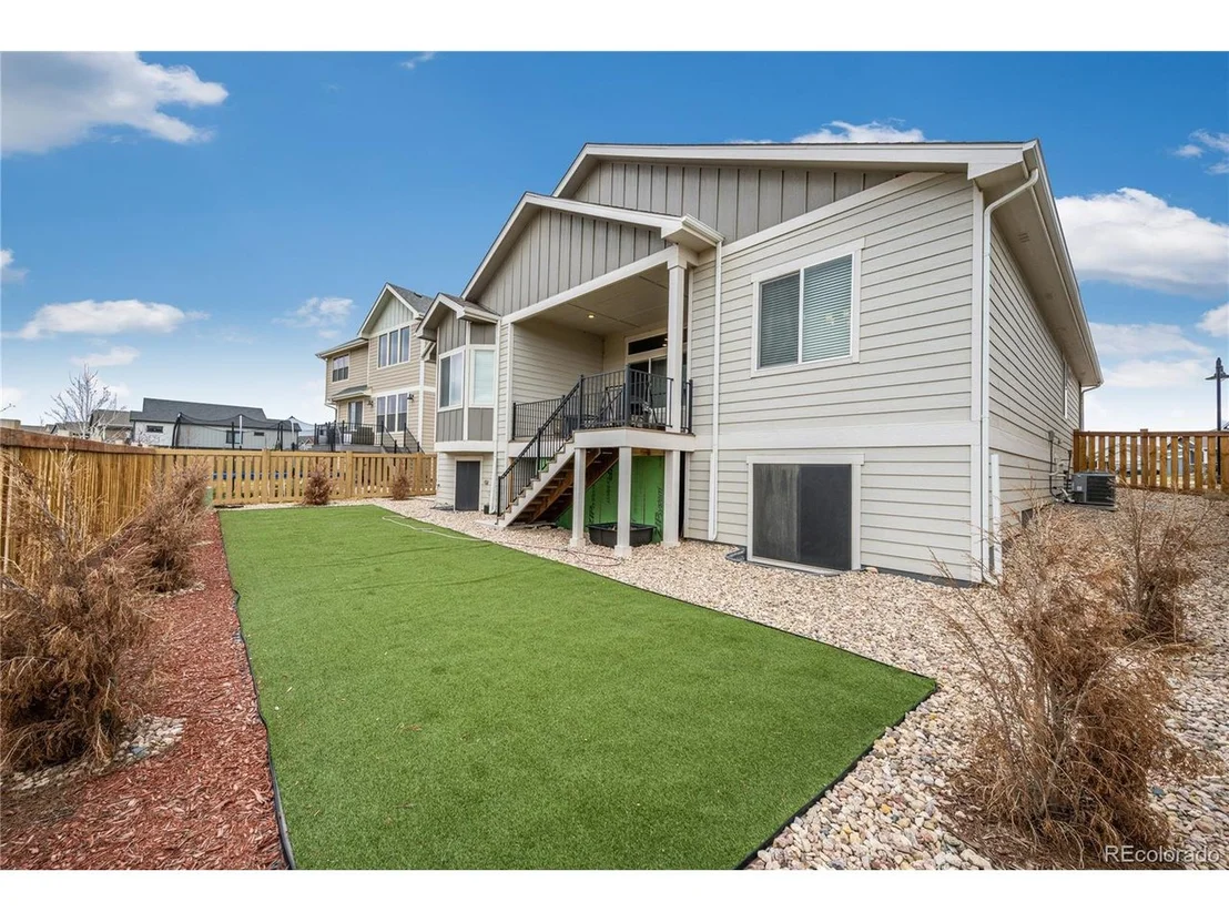 Photo of 5183 Long Dr