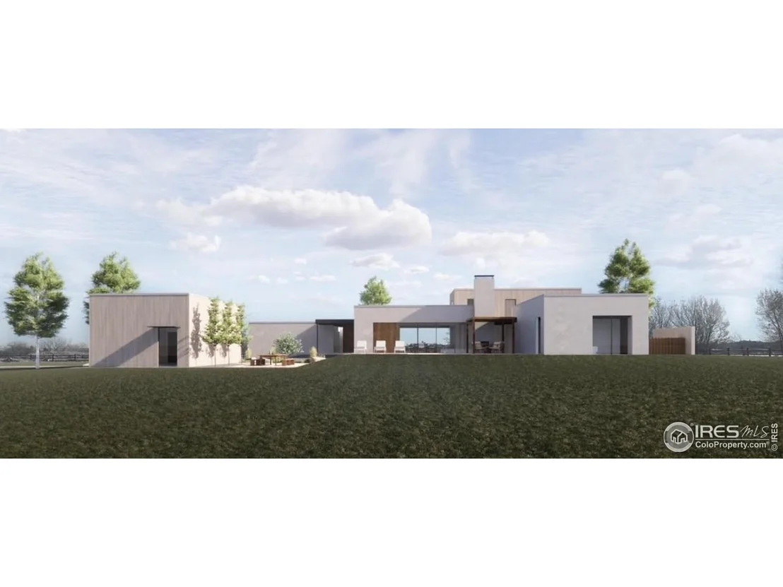 Photo of 3150 N 75th St