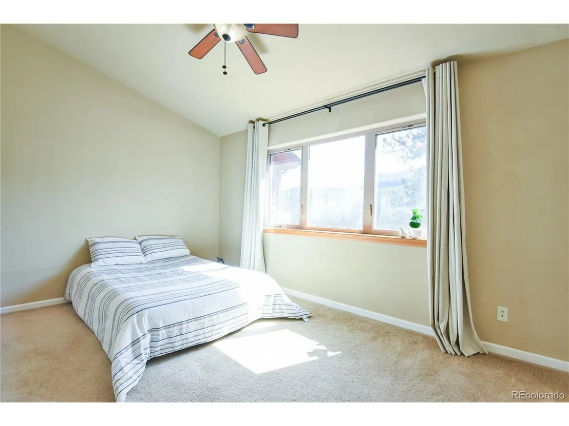 Photo of Unit B at 305 Virginia Rd