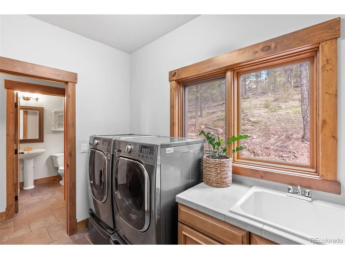 Photo of 11272 Belle Meade Dr