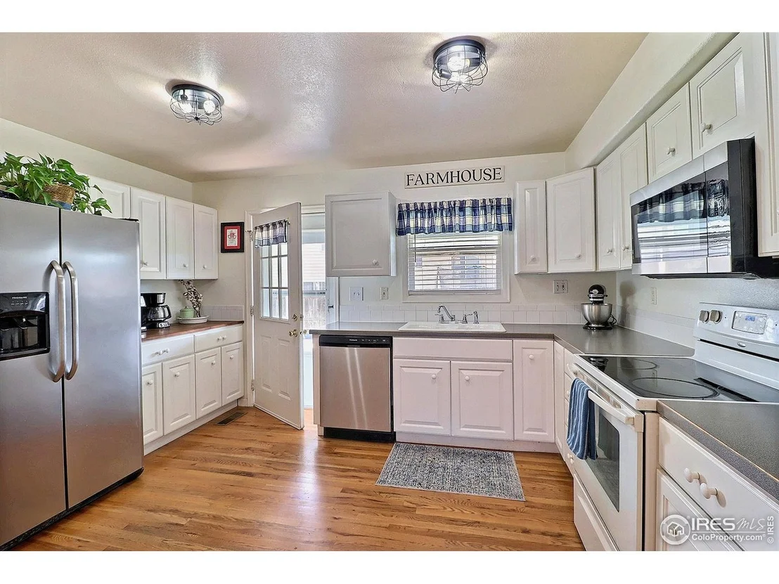 Photo of 324 51st Ave