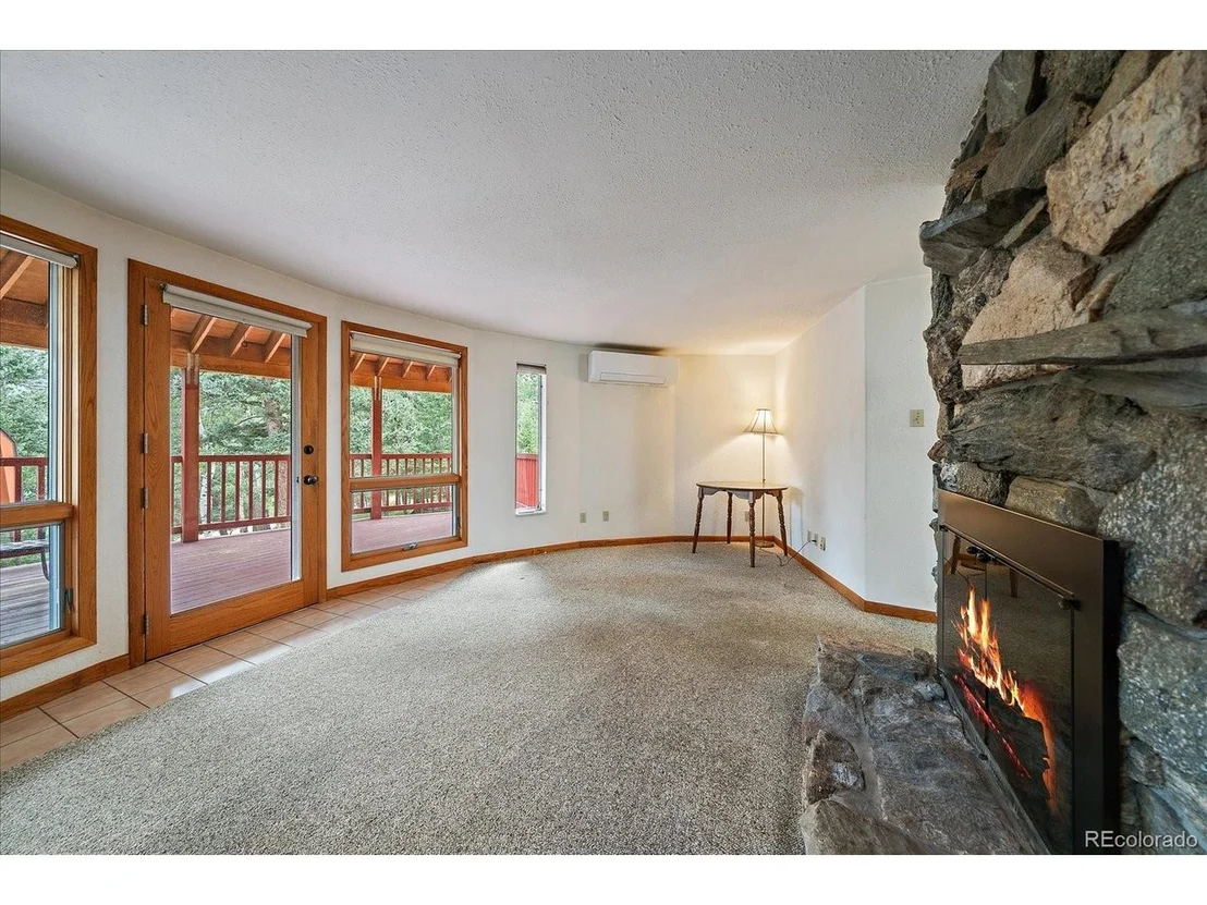 Photo of 475 Circle Dr