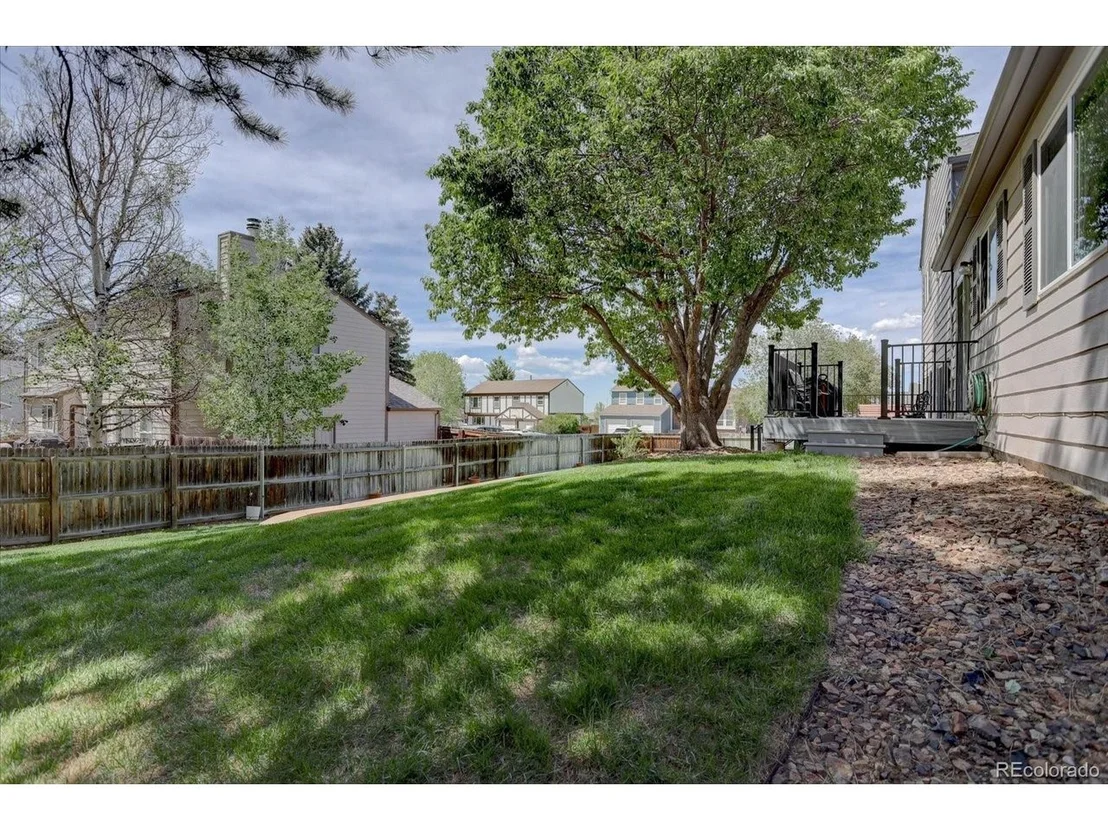 Photo of 6947 Landmark Dr