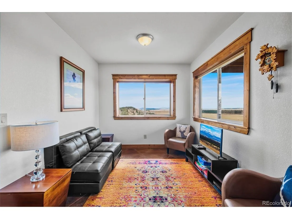 Photo of 273 Bonell Dr