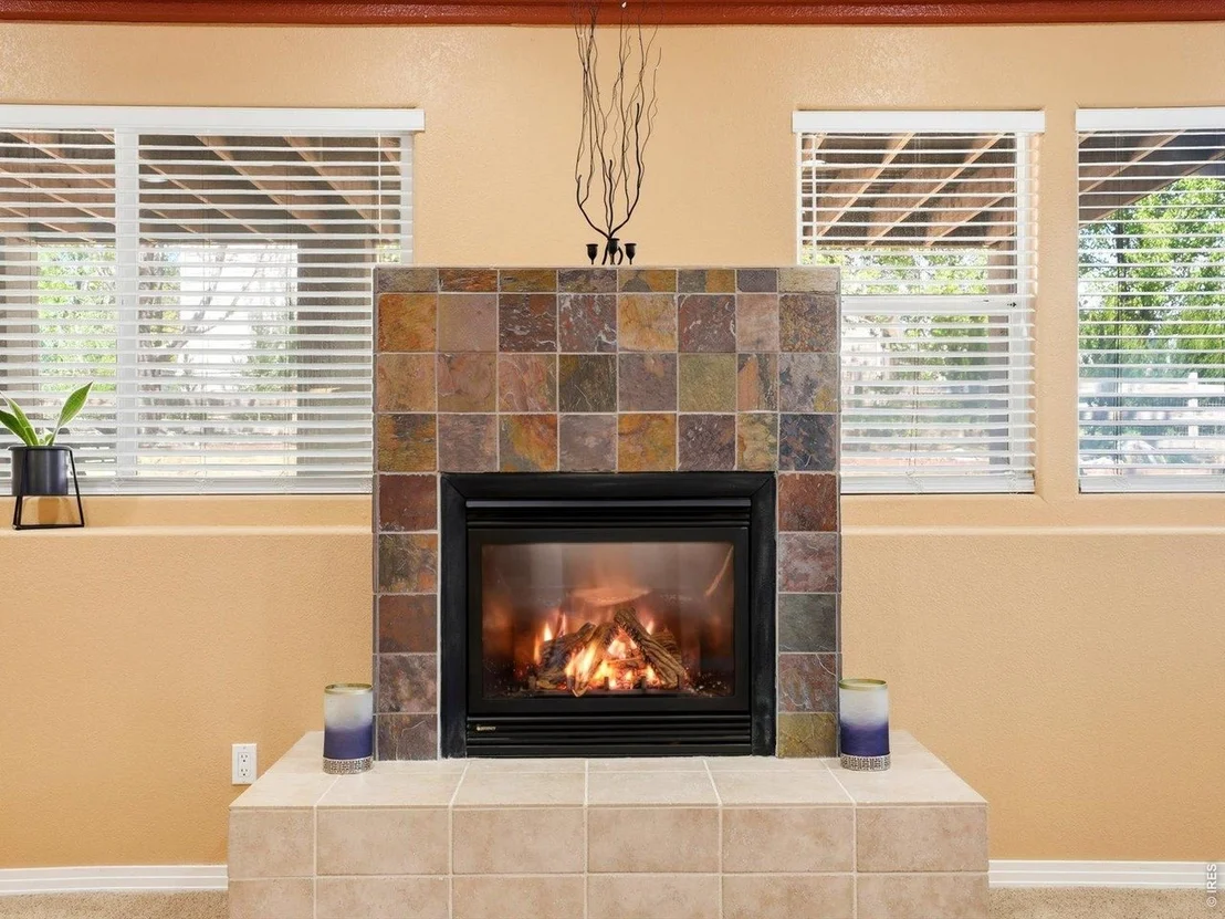 Photo of 445 Edison Pl