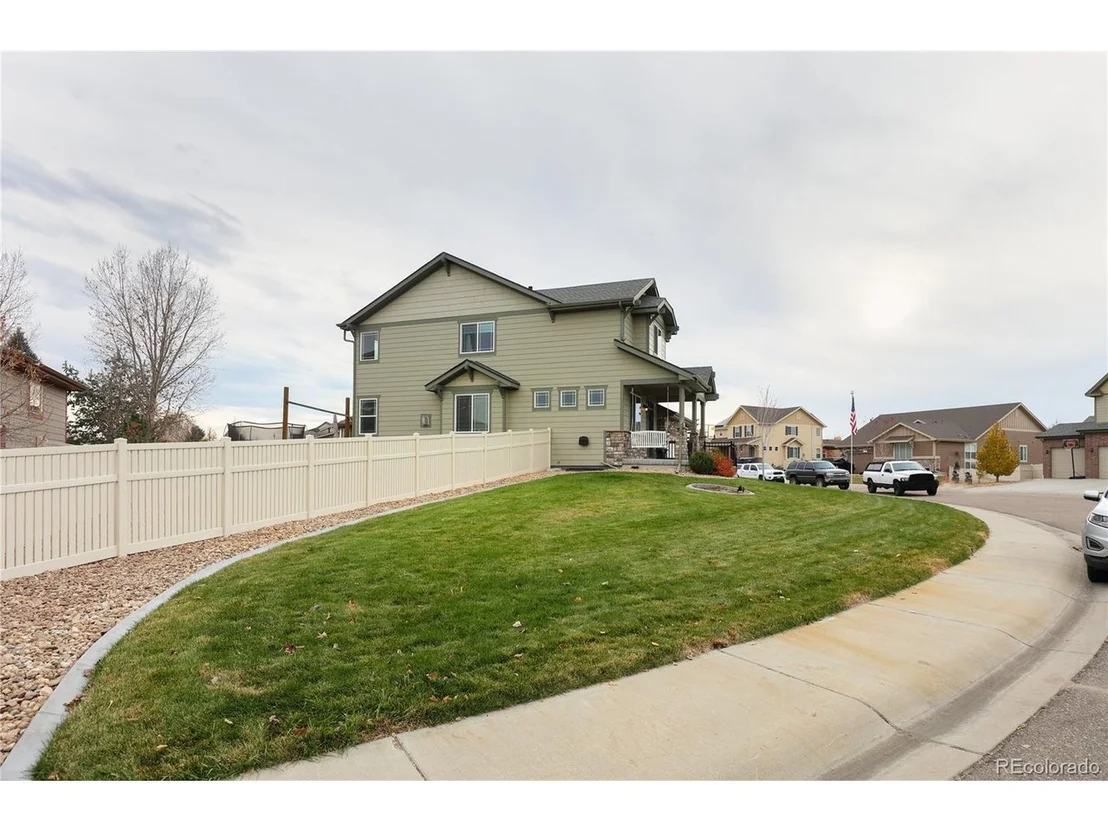 Photo of 10416 Bountiful St