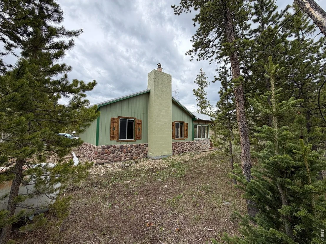 Photo of 25 Aspen Dr