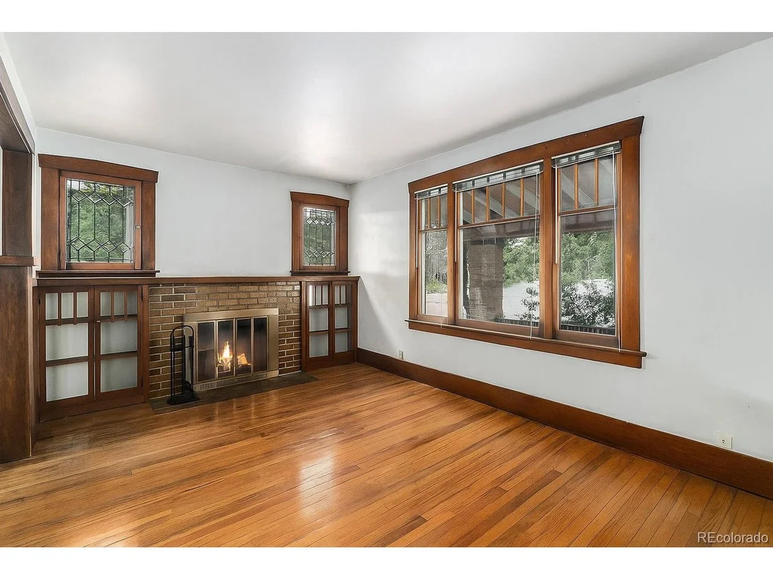 Photo of 4010 Grove St