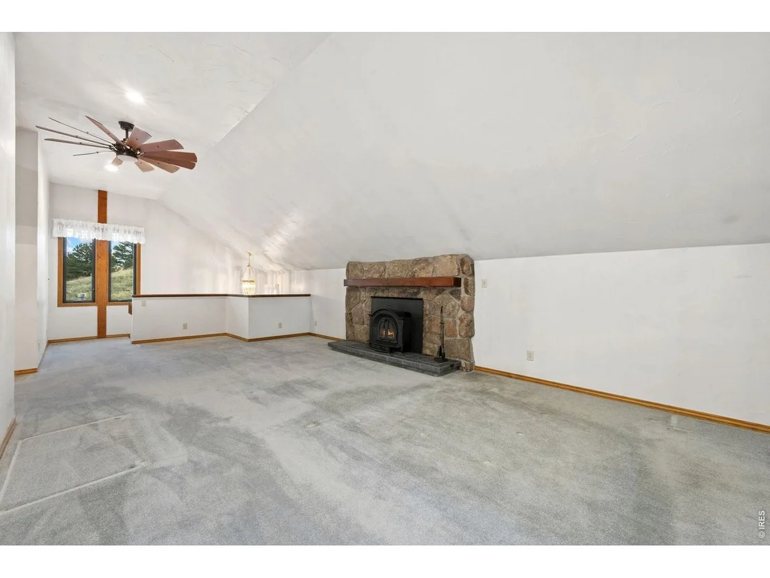 Photo of 697 N Beaver Rd
