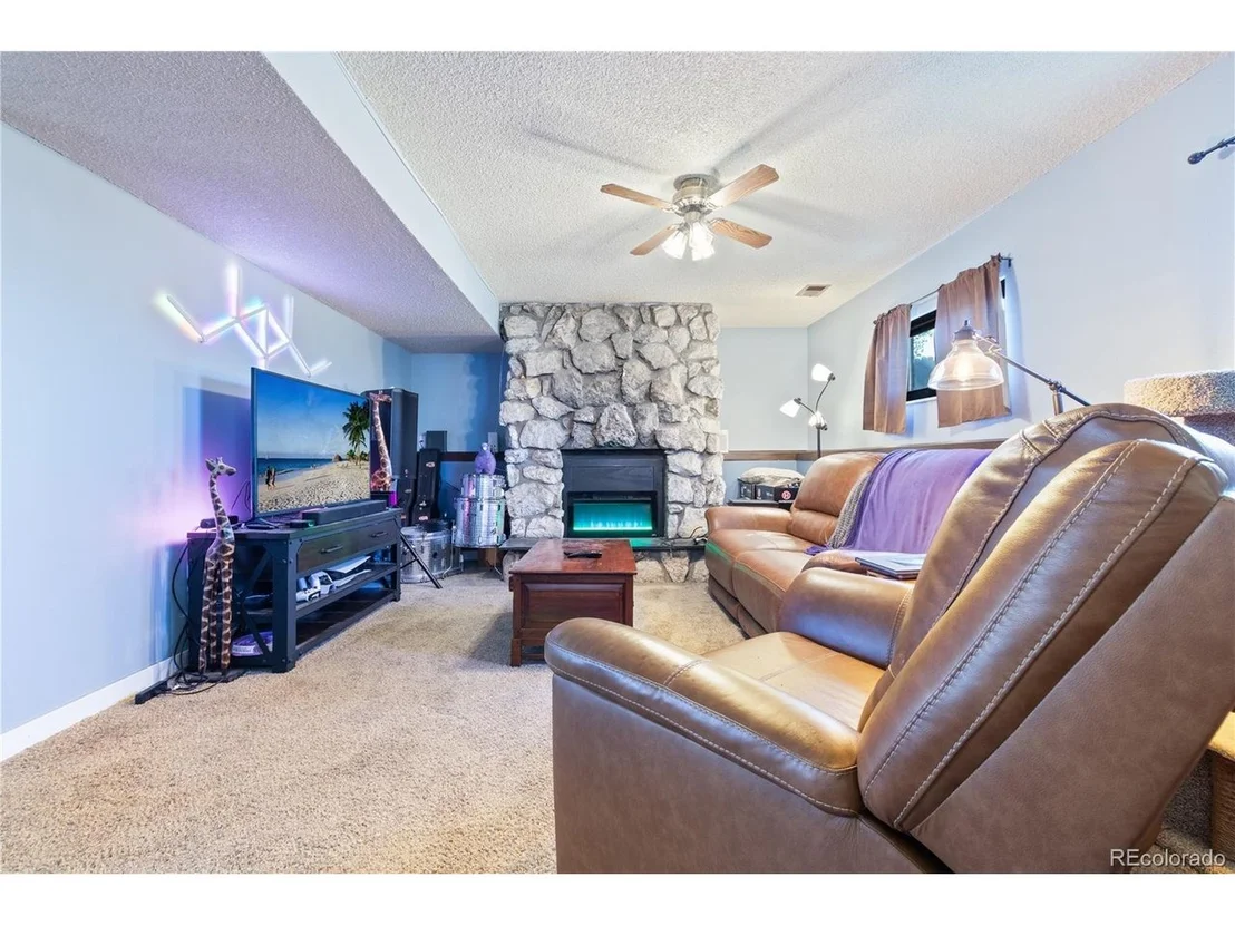 Photo of 1754 E 97th Dr