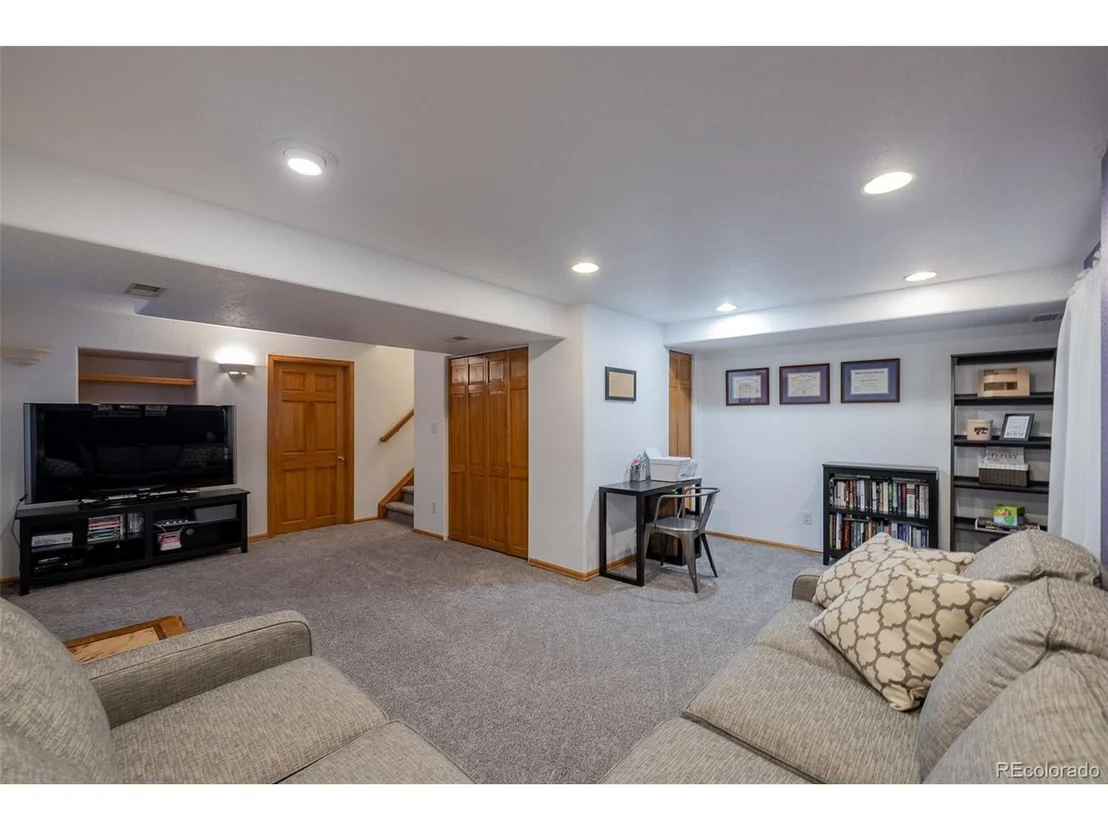 Photo of 4043 E 133rd Cir