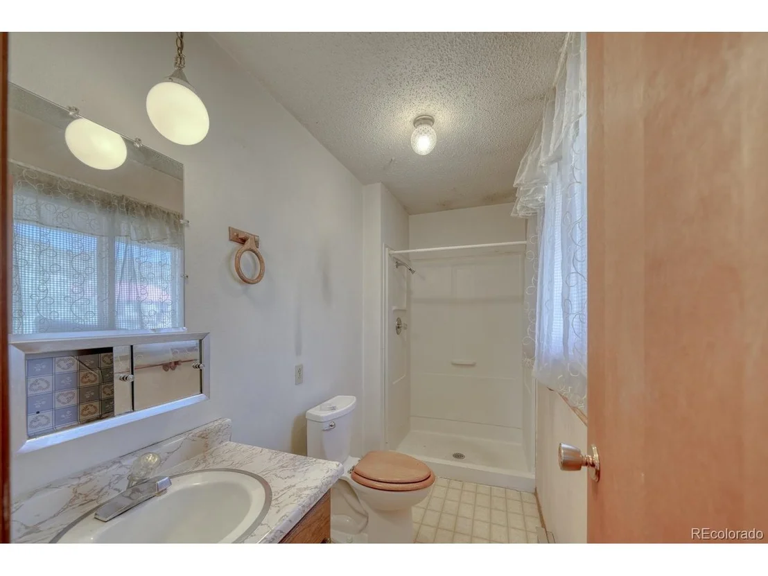 Photo of 10239 W Cheyenne Cir